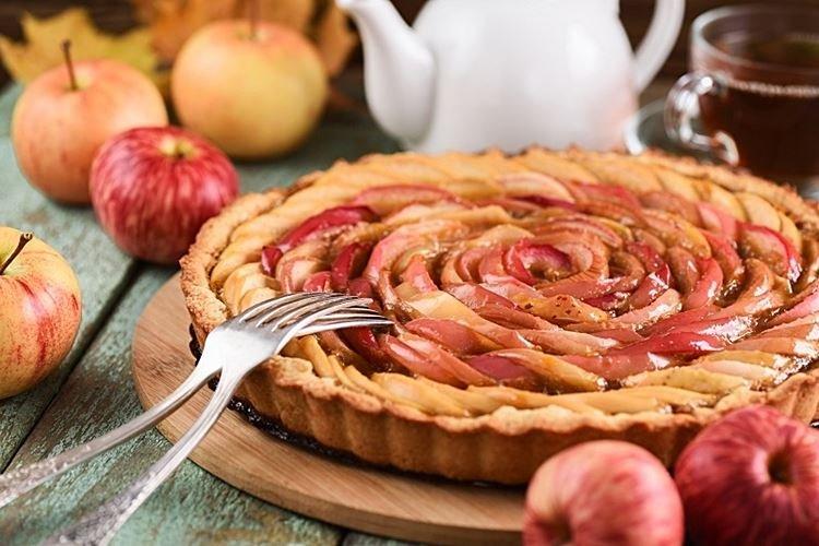 Яблочный пирог Роза - рецепты пошагово