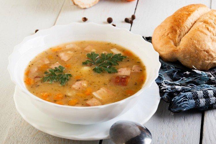 Сытный рисовый суп с беконом - Блюда из риса рецепты