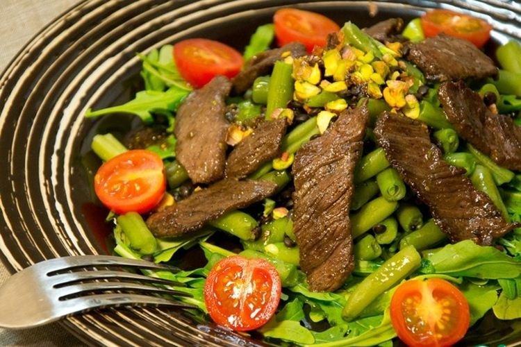 Теплый салат с говядиной - Салаты без майонеза рецепты