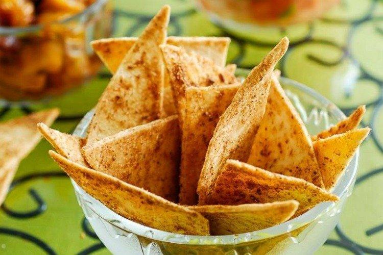 Домашние чипсы из лаваша - Чем накормить гостей рецепты