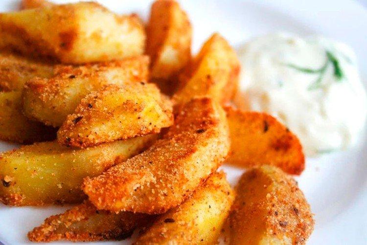 Запеченный картофель в «шубе» - Картошка по-деревенски в духовке рецепты